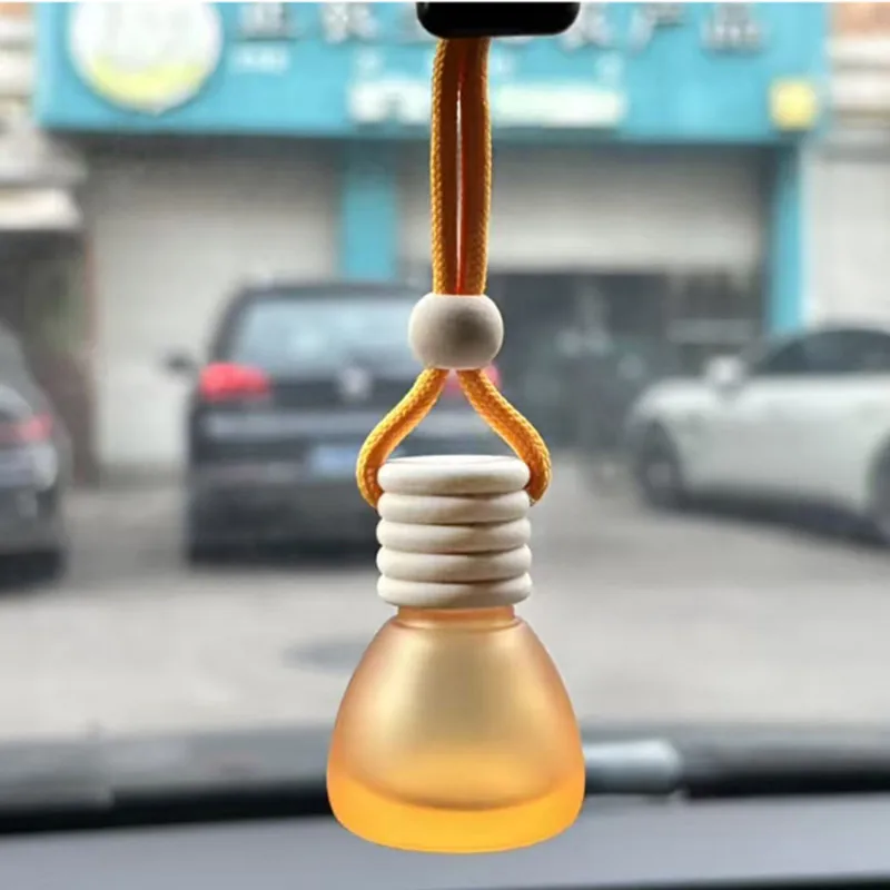 10/30pcs 8ml Diffusers Essential Oils Empty Wooden Bottle Lid Car Hanging Accessories Perfume Bottles freshener Oil Diffuser