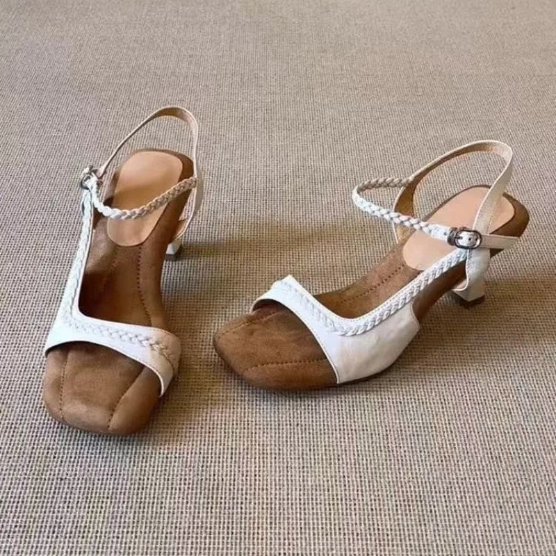 

Elegant Wind Woven Vintage Fashion Comfortable Open Toe Sandals Women Not Tired Feet Roman Shoes