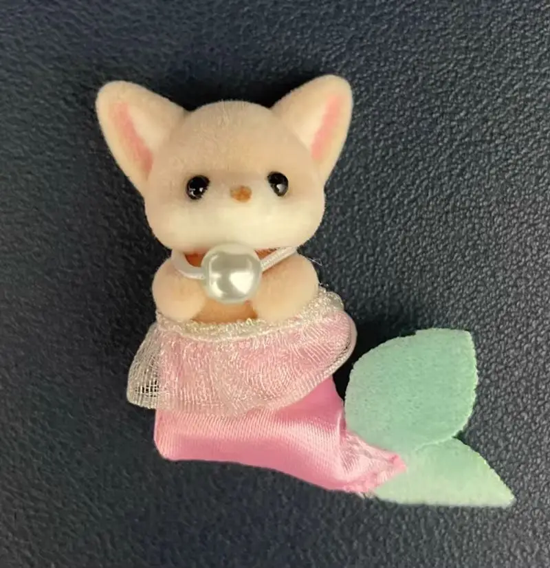 정품 SYLVANIAN FAMILIES 크리스마스 스노우 레오파드 기린 아기 인형 집 연필 비옷 푸들 아기 크리스마스 귀여운 인형 소녀 선물