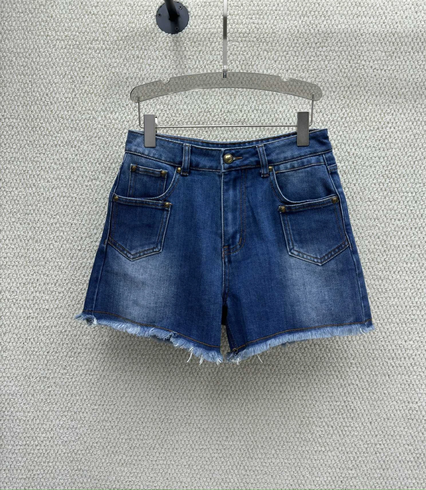 

High Waist Short Jeans Women's Ripped Denim Shorts Summer Fashion Letter Embroidery Pocket Detail American Retro Style