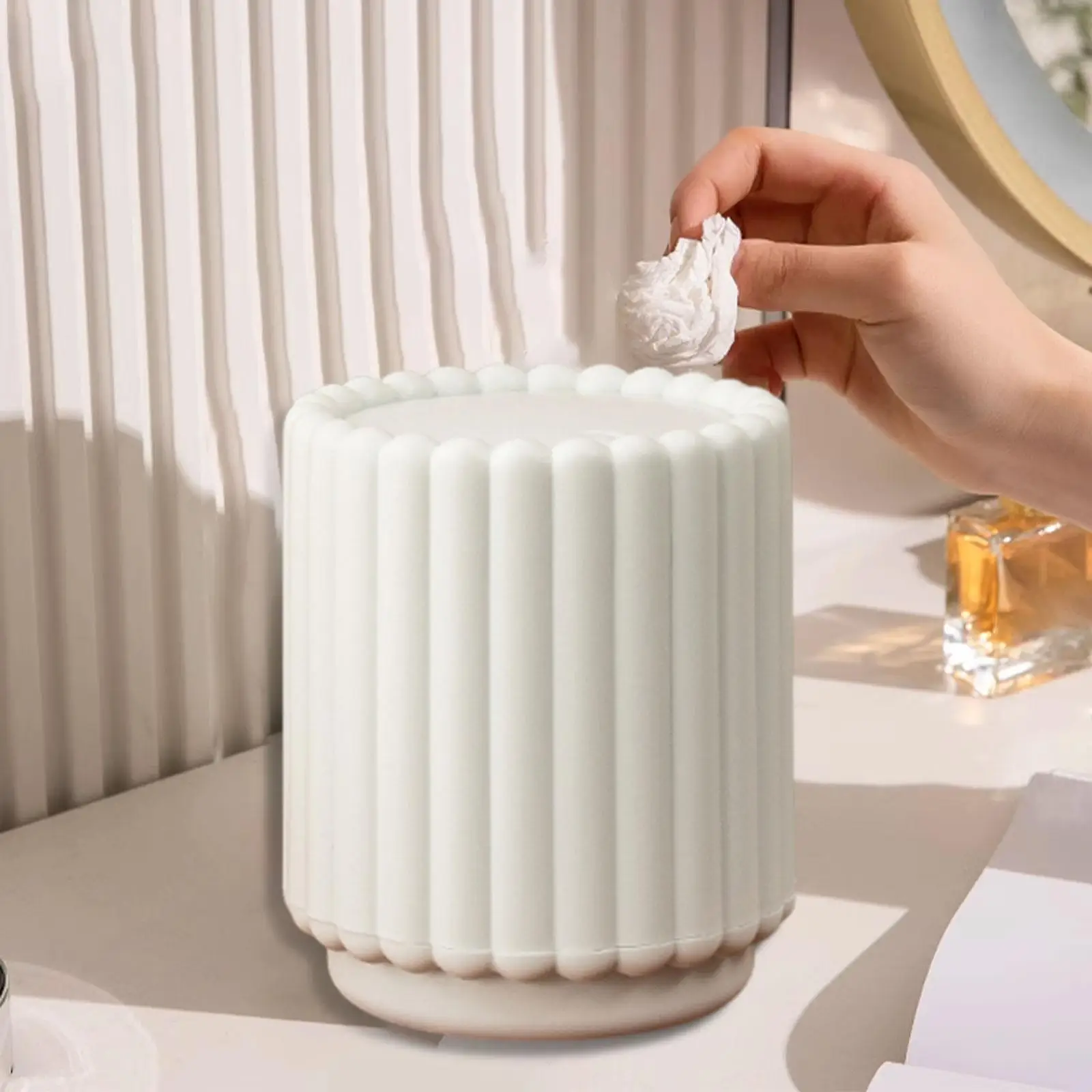 Small Press Top Desktop Trash Can Tabletop Garbage Can PP Material for Office Organization Accessory Sunflower Design