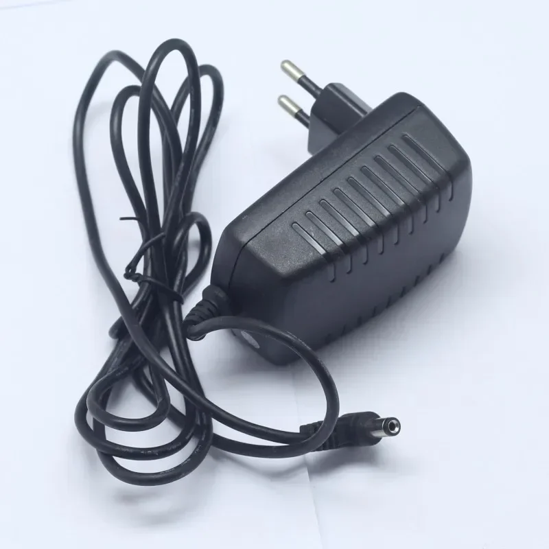 CP1215 +12V--1.5A External Diameter 5.5mm Power Adapter for Audio Amplifier TV Audio Charger CD Player