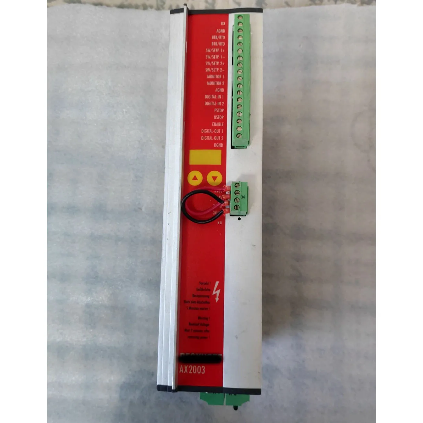 AX2003 S60300-520 เซอร์โวไดรฟ์