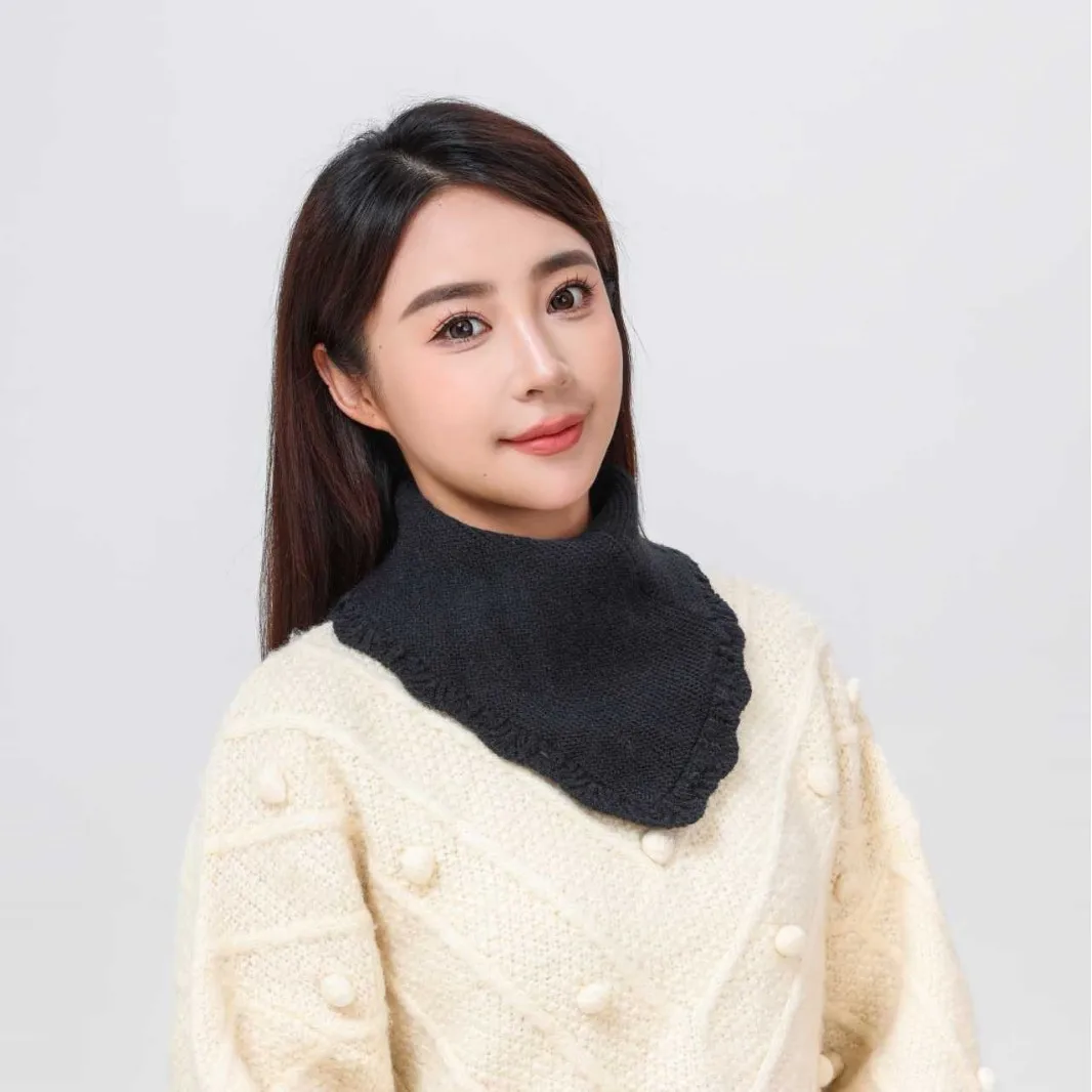 Simple and Thickened in Solid Color, Windproof Neck Protection and Cold-proof Triangular Scarf, Head Cover and Neck Cover.
