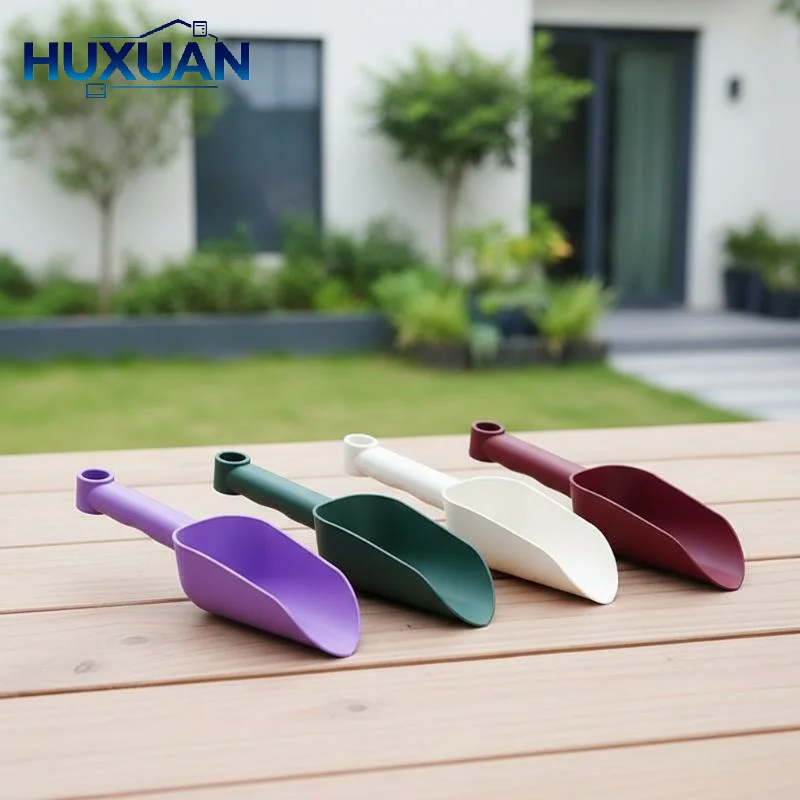 Multifunctional PP Plastic Garden Scoop Portable Gardening Tool For Home Flower Planting Digging Repotting And Compost
