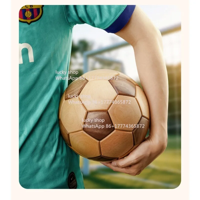 

Детский пазл-конструктор из массива дерева в виде футбольного мяча, подарок на день рождения для мальчика