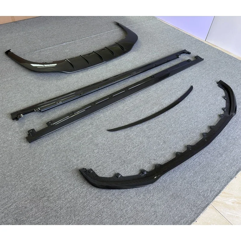 Hot Selling Car Kit for Flying Spur Upgrade with New Style Dry Carbon Fiber, Lightweight air Turbulence Body Kit