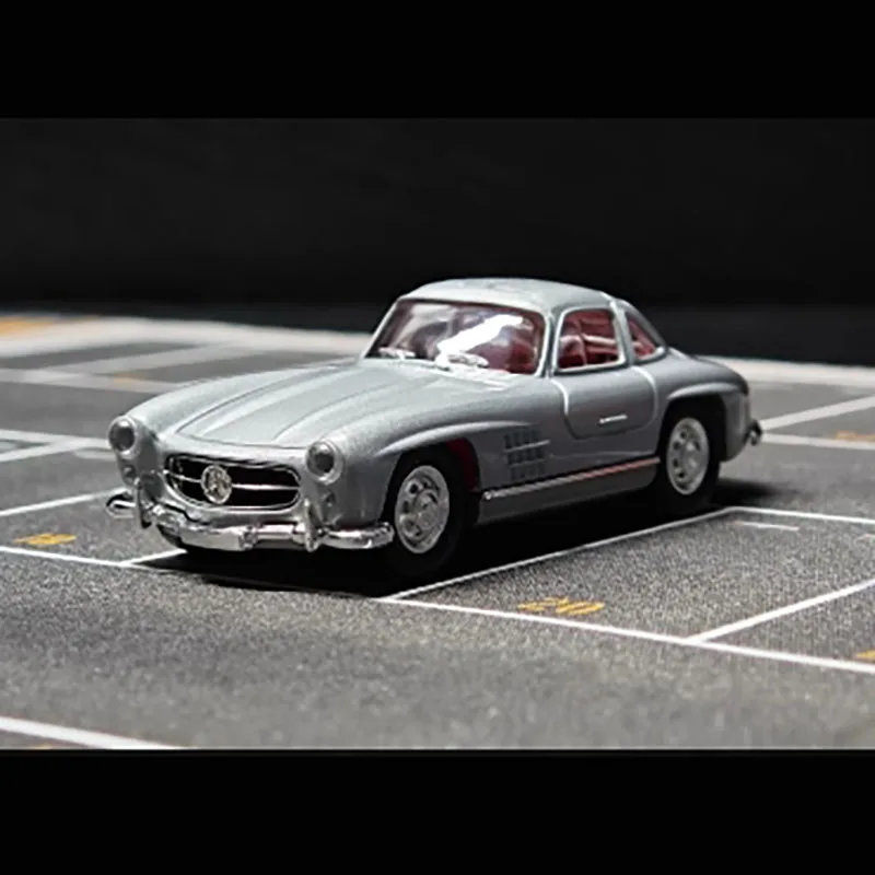 Delprado 1:43 Scale benz's 300SL Alloy Sports Car Model Classic Adult Collection Souvenir Gift Static Display Toy Ornament