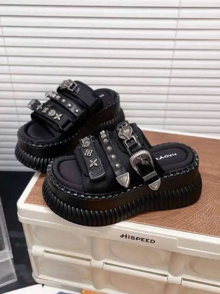 

Thick Sole Slippers Punk Style Platform Slide Sandals For Women Chunky Heel With Rivet Metal Decor Cool Elevator Mules