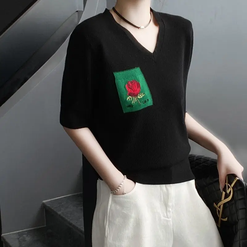 Women's 2024 Summer New Fashion Solid Color Loose Thin Pullover V-neck Half Sleeve Embroidered Short Knitted Casual T-Shirt Tops