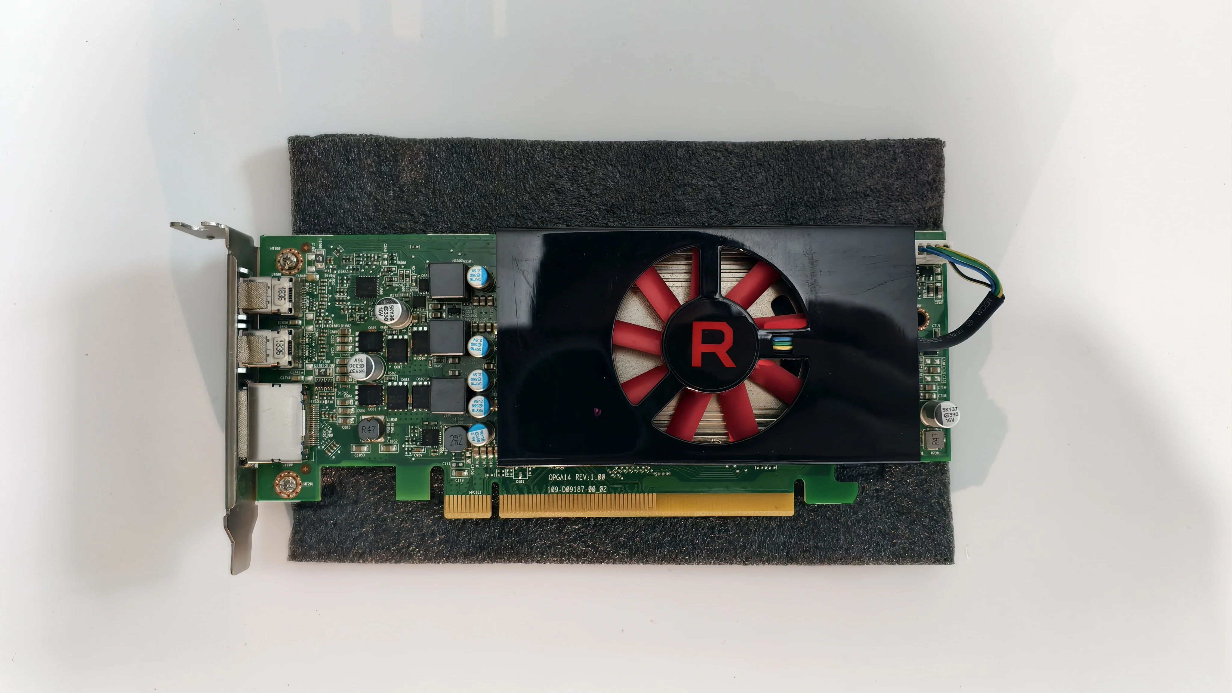 For AMD Radeon RX 550 4GB GDDR5 Graphics Card RX550 4GB 100% Tested