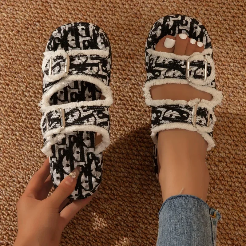 

2025 Women Slipper New Comfort Soft Thick-Soled Slipper Travel Vacation Beach Shoes Designer Platform Casual Sandal Slides Women