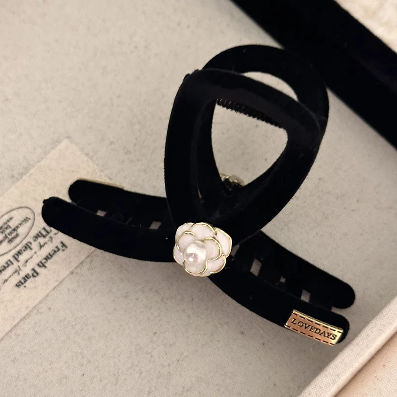 8Cm Flocking Camellia Haarspeldjes Voor Vrouwen Haarspeld Vintage Parel Haarklauw Clip Haaraccessoires Mini Meisjes Hoofddeksels