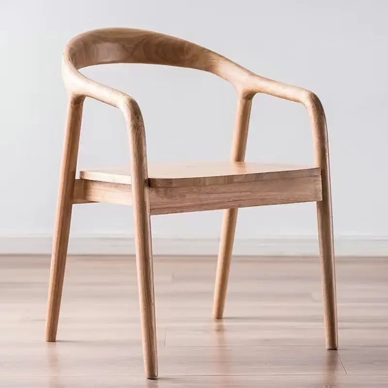 Eettafelstoelen Massief hout Thuisrugleuning Hoogwaardige minimalistische eetkamer Lichte luxe woonkamer Vrije tijd Eetkamerstoel