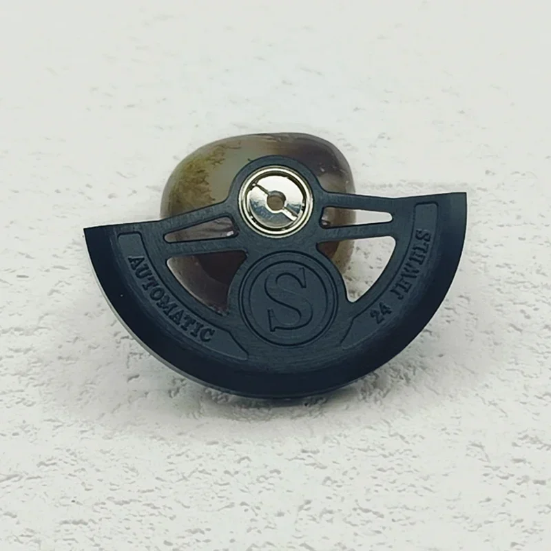 حركة الساعة NH35 NH36 دوارات الوزن المتأرجحة المخصصة تناسب حركات NH34 NH35 NH38 NH39 4R 6R تحل محل الأجزاء المتوافقة