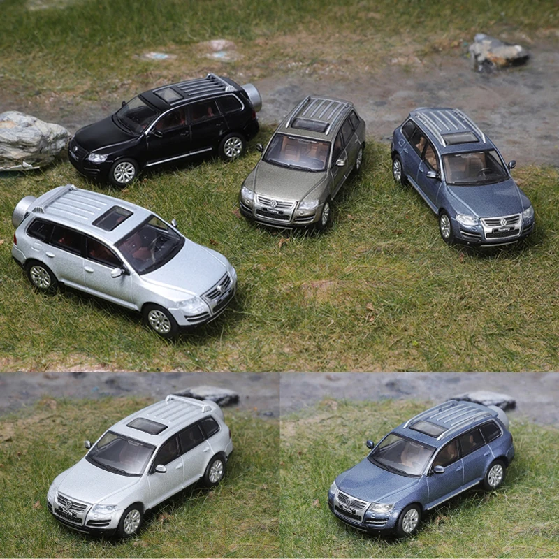 

SHADOW Diecast 1:64 Scale Touareg SUV Alloy Car Model Static Collection Decorated Holiday Gifts Toys