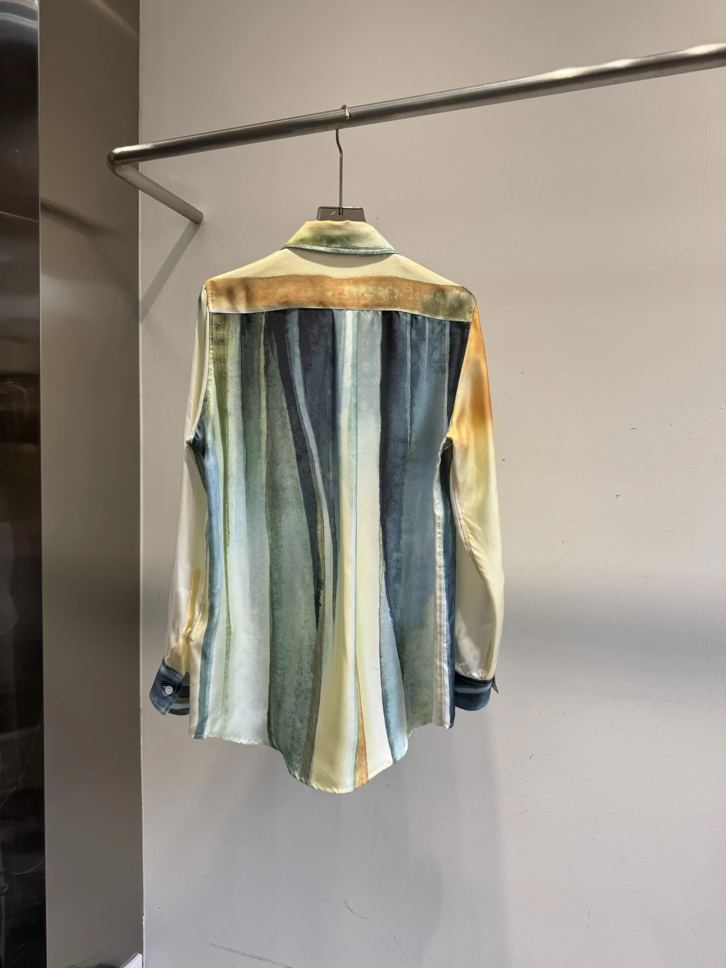 2026 Early Autumn New Product Oil Painting Rendering Printed Long Sleeve Shirt
