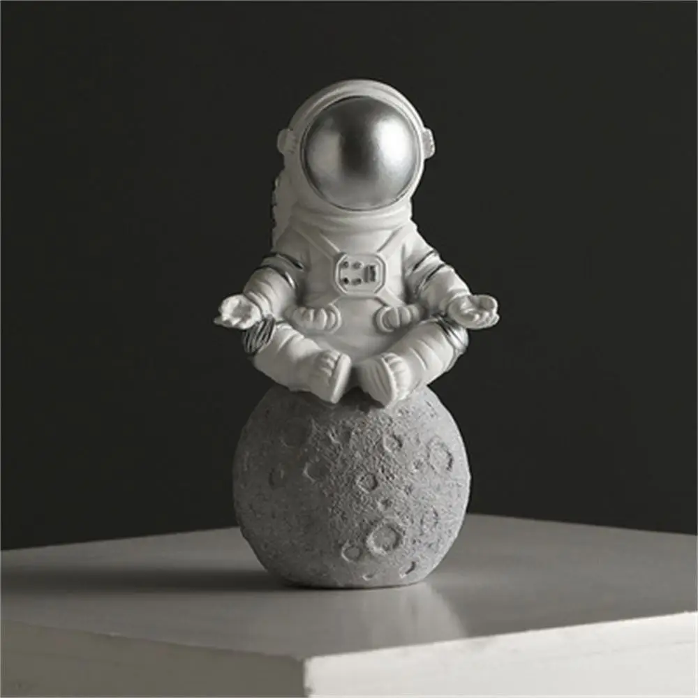 Articles Home Decor Cosmonaut Statues Miniatures Gift Astronaut Model Astronaut Figurines Spaceman Moon Sculpture Decorative