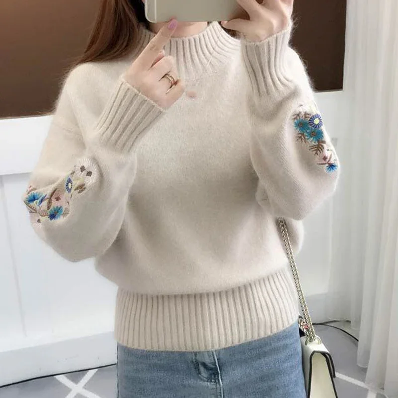 Korean Fahsion Embroidery Long Sleeve Sweater Women All Match Round Neck Cropped Sweaters Woman Autumn Winter Thick Warm Jumpers