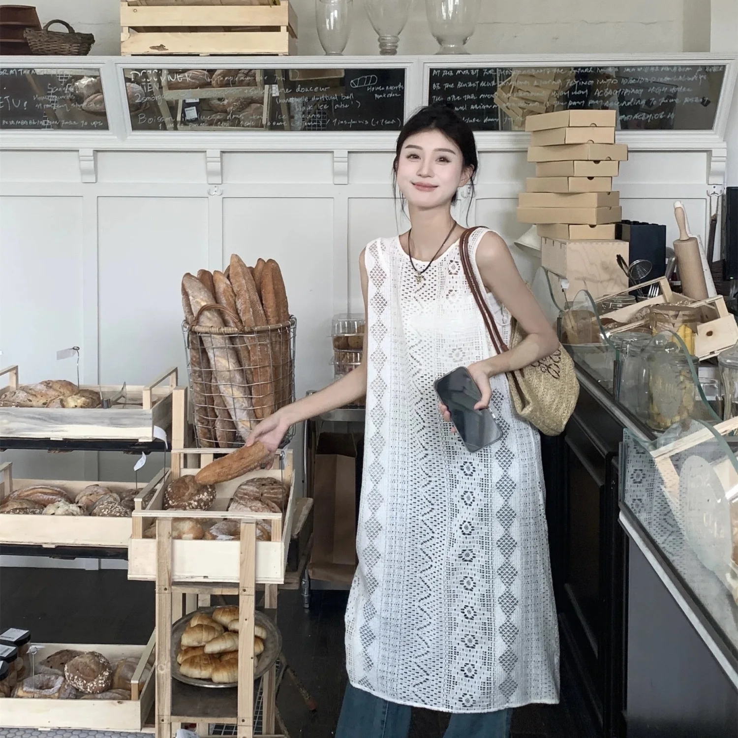 Robe débardeur en dentelle Beige pour femmes, deux côtés, boutons sur le devant, sans manches, style Boho, ajourée, transparente, Sexy, mi-longue, été