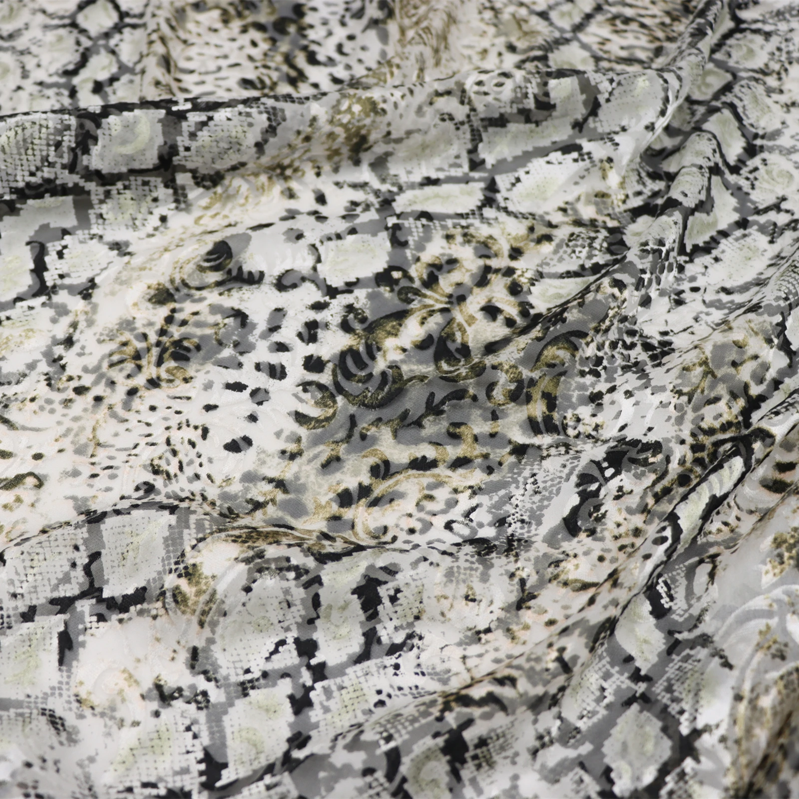 

Wide Snake Skin Pattern Silk Rotten Flower Cheongsam Hanfu Dress Shirt Mulberry Silk Clothing Fabric Surface