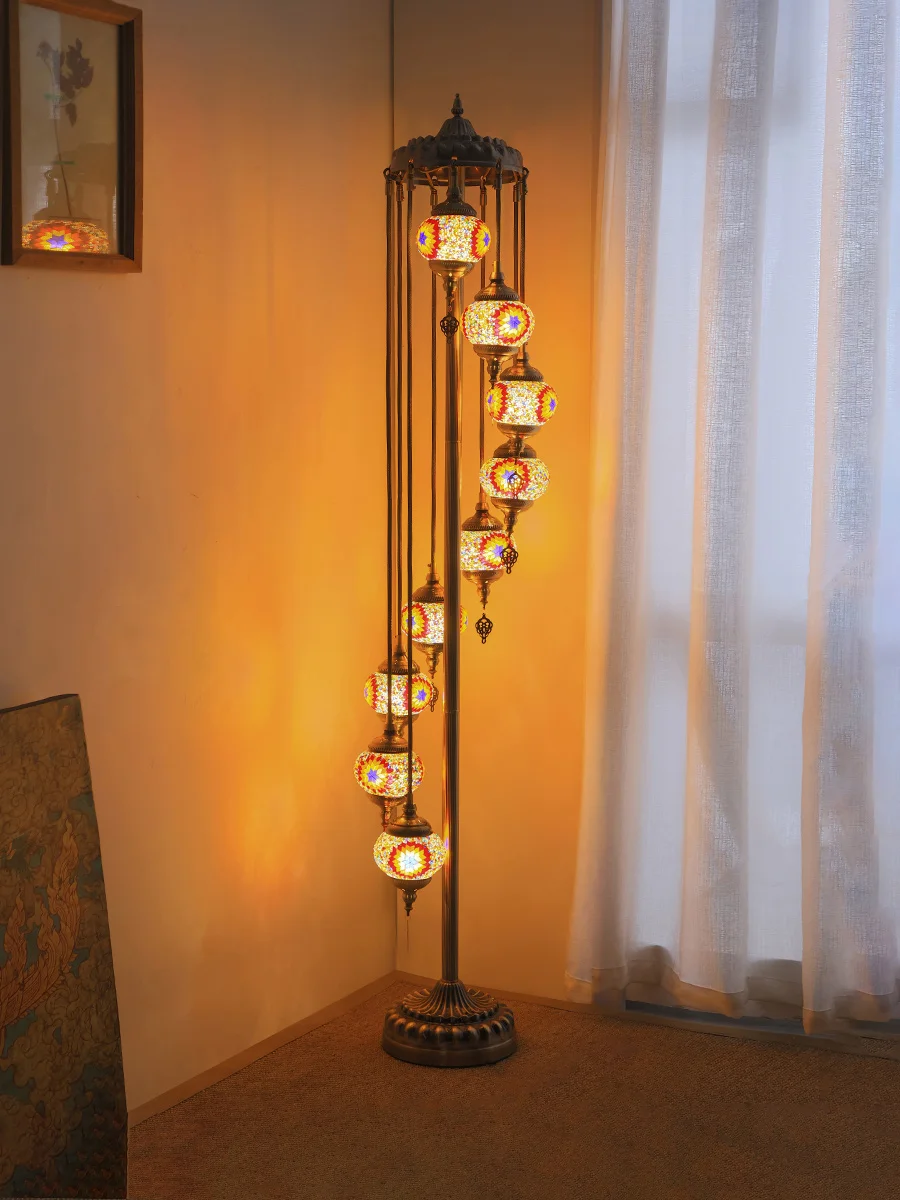 

2023 new retro floor lamp living room bedroom bedside vertical Indo-Pakistani style restaurant hotel tearoom lighting