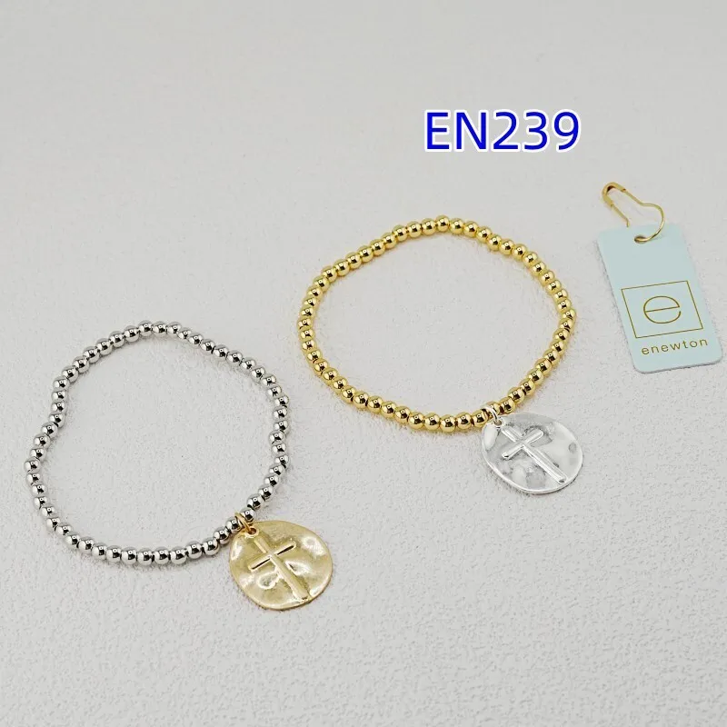 

VKVVA Fashion Jewelry Layer Daily Mixed Color Cross Oval Pendant Gold-plated and Sliver-plated Bracelet for Women Birthday Gifts