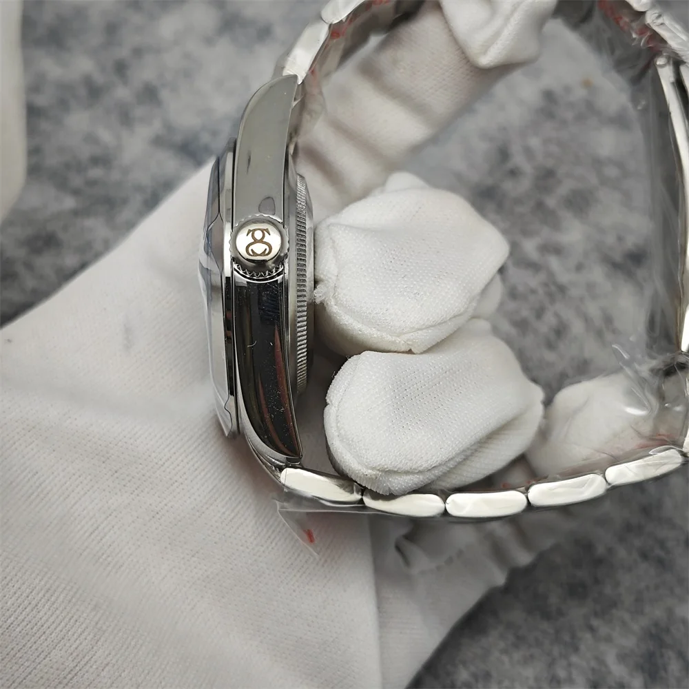 شعار مخصص شاهد الشعار الحصري الخاص بك، ساعة ذات علامة تجارية شخصية من نوع واحد