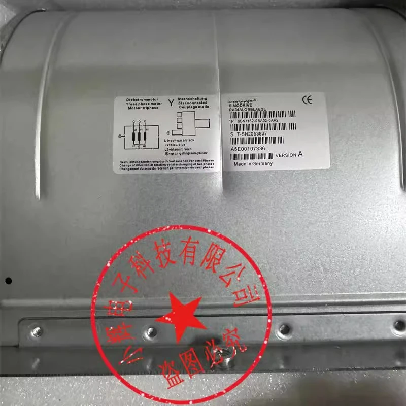 

New 6SN1162-0BA02-0AA2 D2D133-AB06-30 480V fan