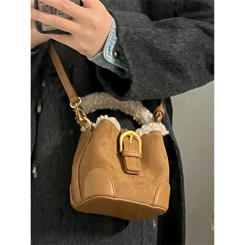 Vintage Suede Bucket Bags Imitation Lamb Wool Patchwork Handbags Retro Faux Fur Shoulder Crossbody Bag Small Tote Female Purses