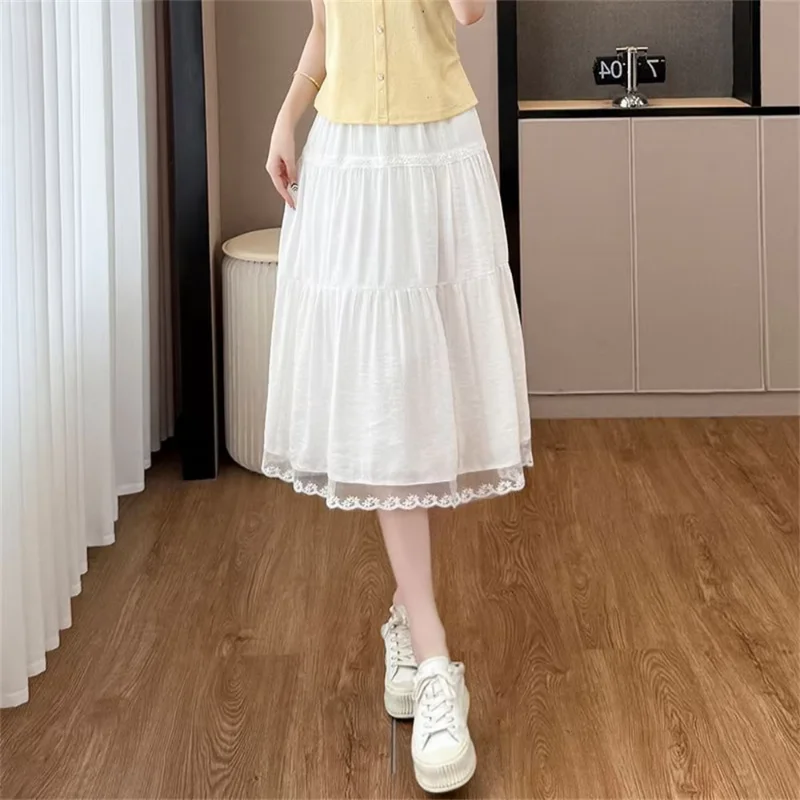 2026 Spring Summer Loose Elegant Women Slimming All Match Vintage Long Skirts French Design Lace Spliced White Skirt For Women