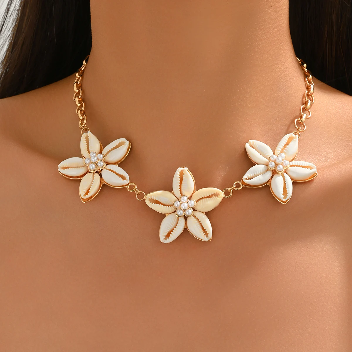 3 Cowrie Flower Choker Necklace Imitation Pearl Center Gold Oval Link Adjustable Women Boho Summer Beach Neck Jewelry