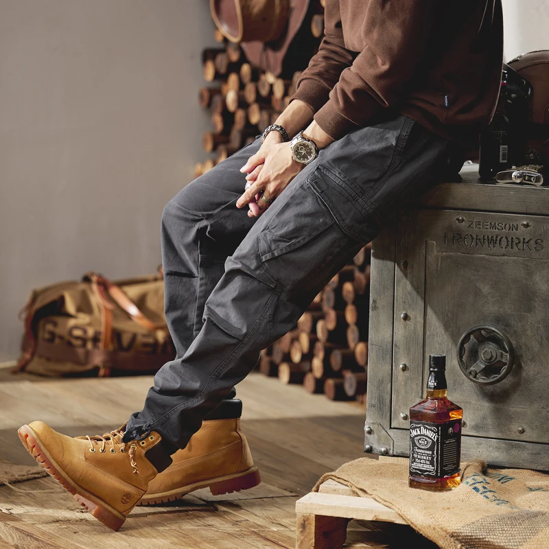 

Hot Sale of The Season Men's Casual Thick Outdoor Work Pants Loose Fit Trousers American Retro Long Pants Autumn Winter Fashion