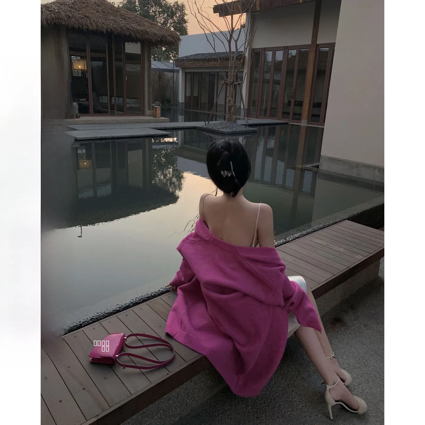 

Soft Viola Berry Poer Warrobe Knitted Cardigan Women's Thin Sle Long Sve V-ne Coat Boutique De Violad Boutique De