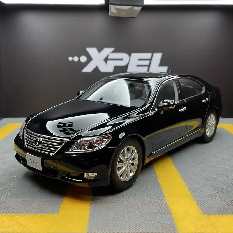 

Norwell Lexus LS460 Alloy Car Model 1:18 Simulation Car Model Collection Ornaments