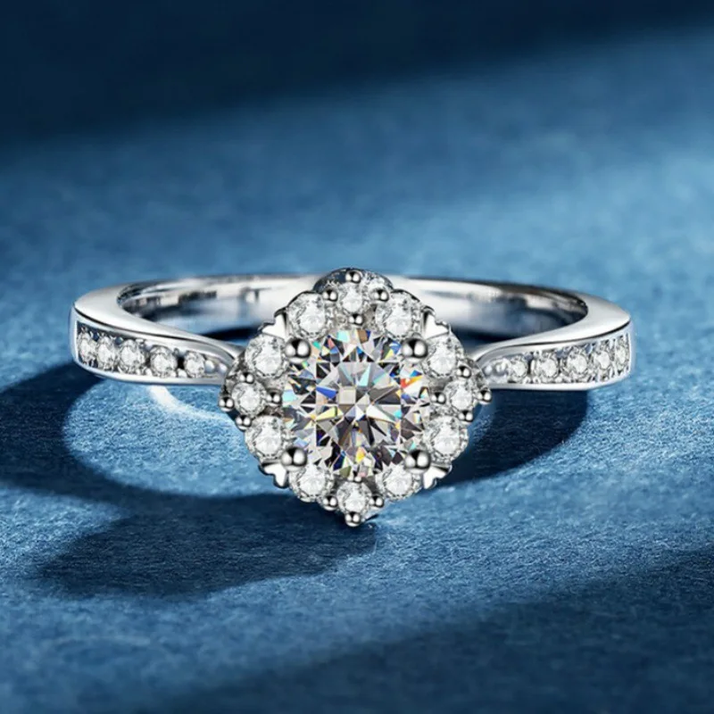 Gorgeous Ring Women's 0.5 Carat Moissanite PT950 Platinum - Pigeon Egg Shape Charm, 0.5 Carat Sparkle & Luxury, Banquet Pick