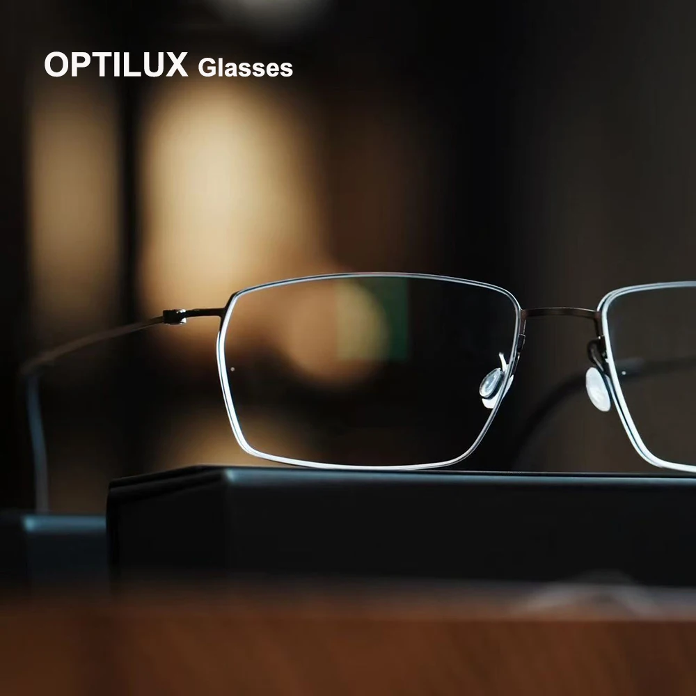 

Fashion Square Glasses Frame Titanium Eyeglass Frames Screwless Ultra light Women Men's Glasses Frames Multilateralism Retro New
