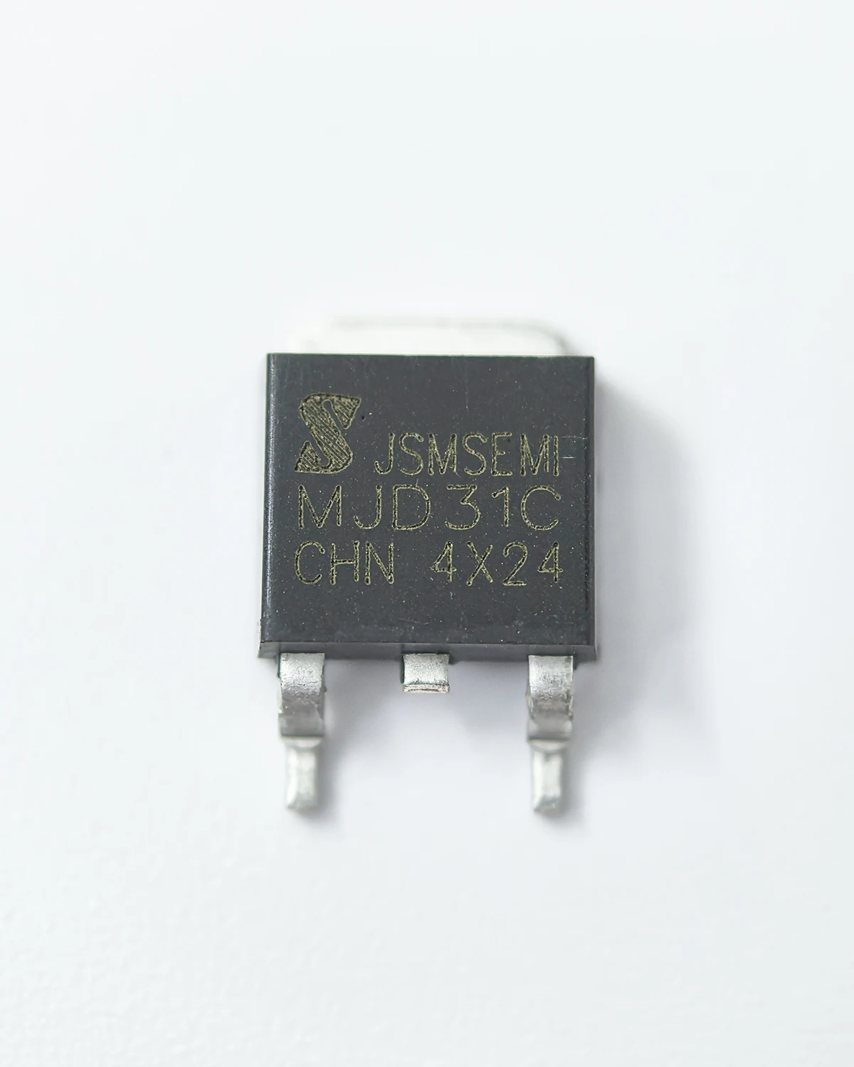 MJD31C MJD31CA MJD31CJ MJD31CAJ MJD31CG MJD31CRLG MJD31CT4G J31CG TIP31C TO-252 3A 100V NPN Plastic-Encapsulate Transistors