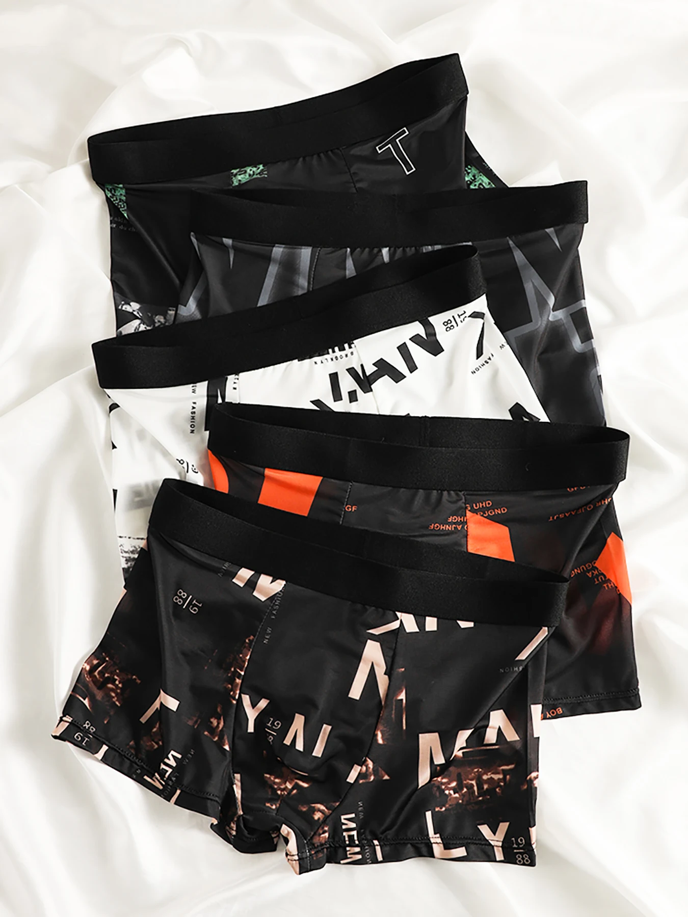 

Мужские трусы-боксеры из 5 шт. из ледяного шелка — модные принты, комфорт охлаждения