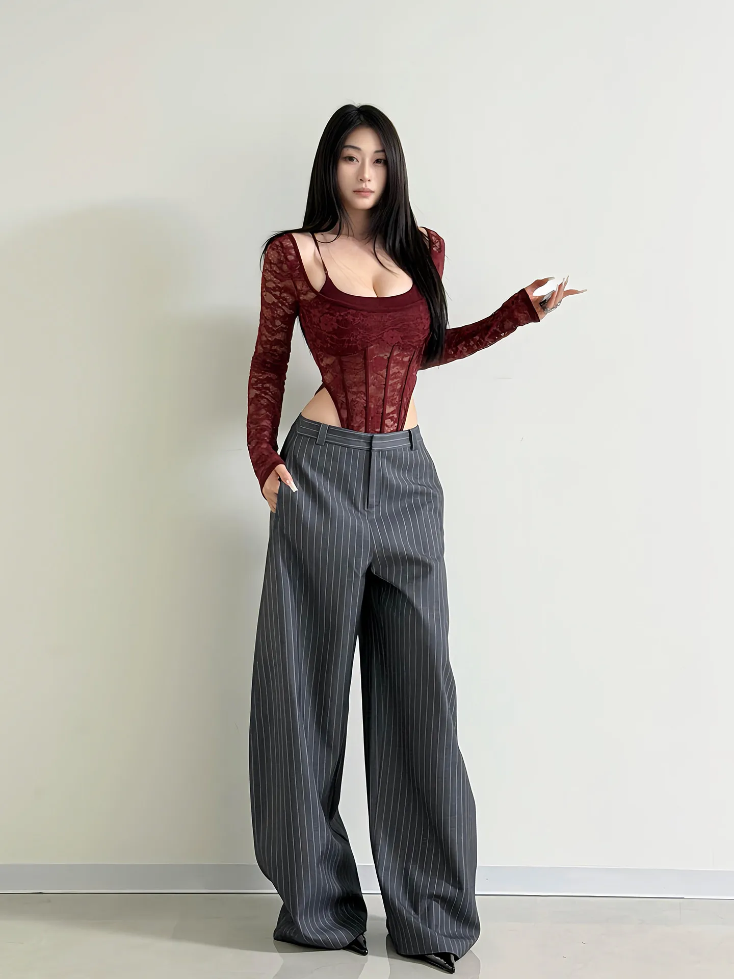 

Retro American Lace Long Sve Onesie Women's Spring New Slimming Top with Chest Pad High Waist Straight Cut Commute Sle