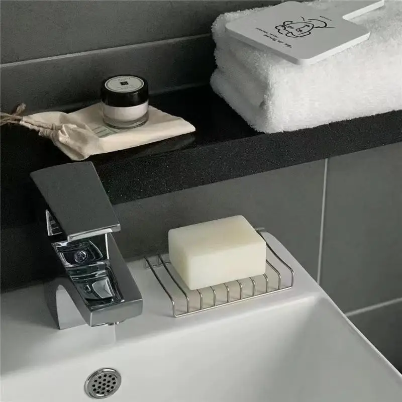 Portasapone in acciaio inossidabile Vassoio di scarico Contenitore Lavello del bagno Vassoio Ganizer Bancone da cucina Rack di stoccaggio per portasapone