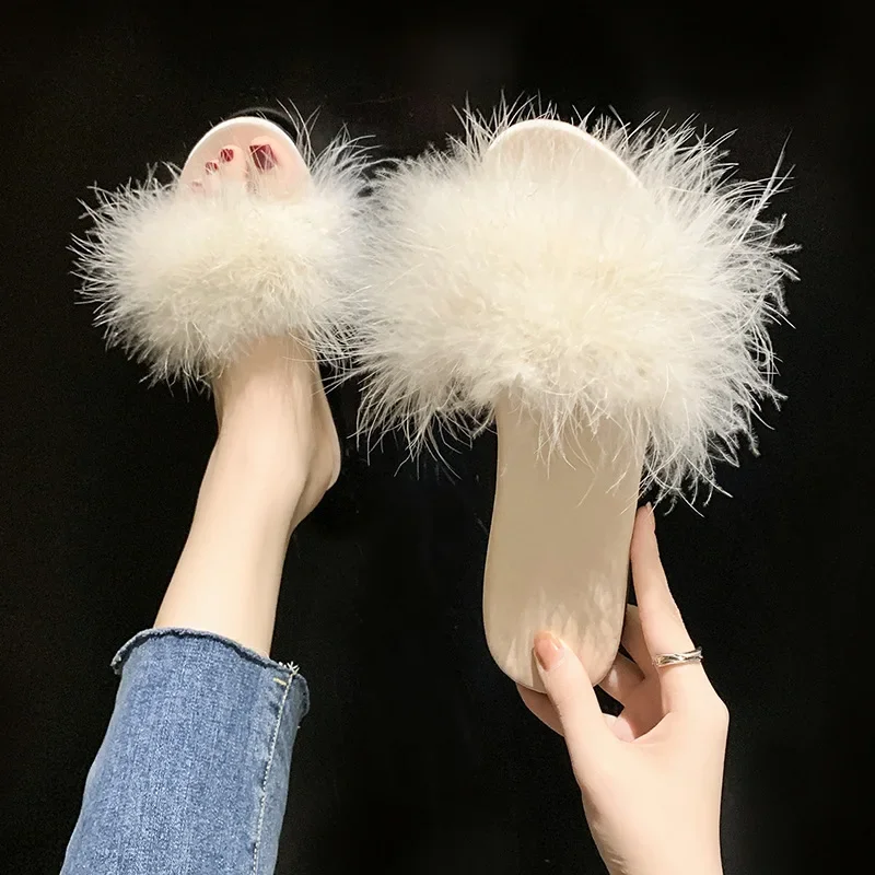 2024 Korean Version of The Hot Seller New Summer Flat Fluffy Slippers Women Wear Fashion Low Heel Flip-flops Feather Flip-flops