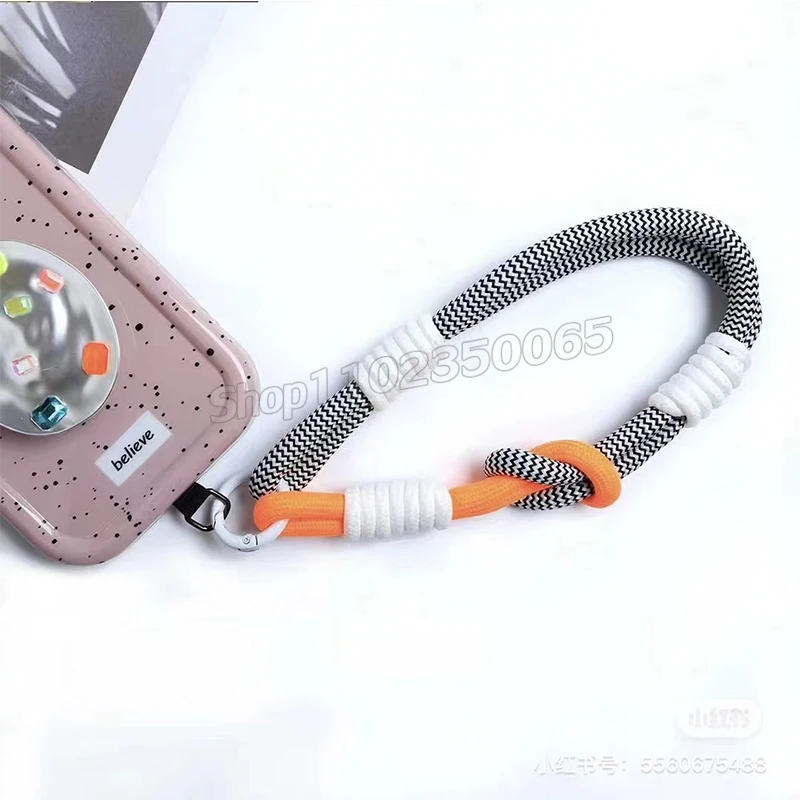 

Universal Mobile Phone Women's Lanyards with Polyester Weave Phones Strap Lanyard for Cell Phone Hanging Cord Short Wrist Straps