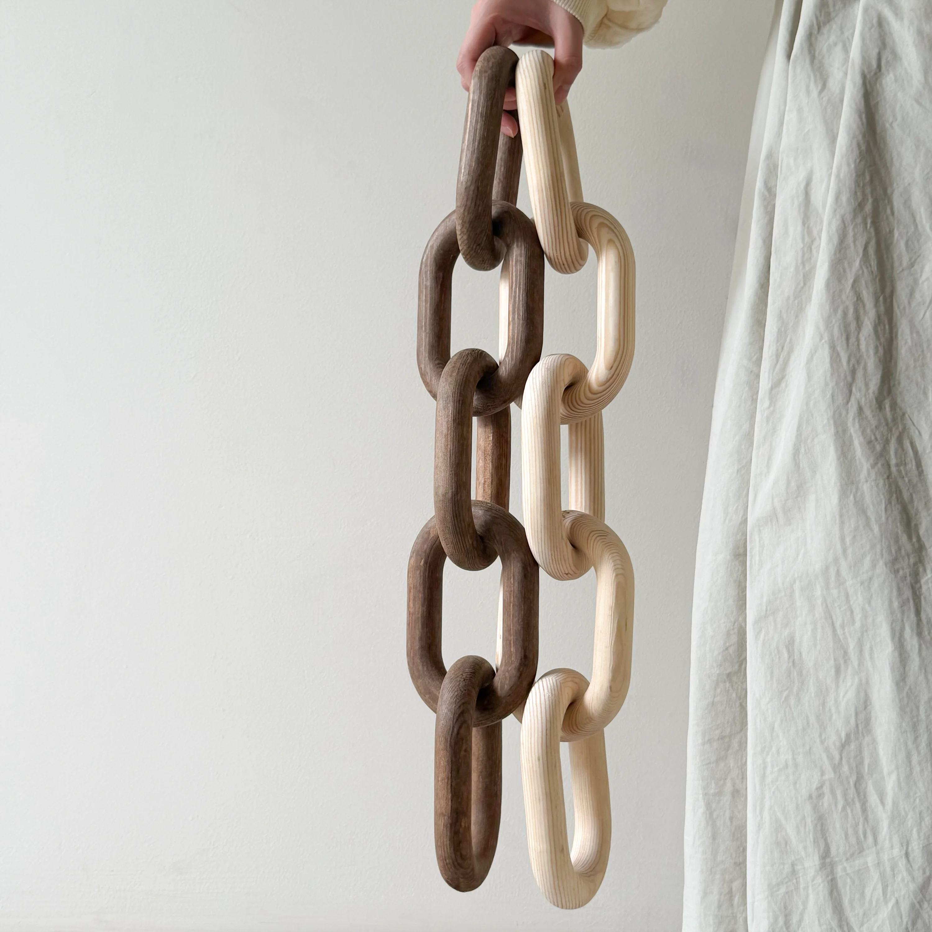Wabi Sandy Wind Solid Wood Two-Color Lock Ring Home Soft Decoration Ornament Wooden Crafts Homestay Premium Decoration