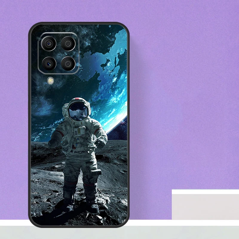 Astronaut Star Space For Samsung Galaxy M21 M51 M12 M32 M52 M13 M23 M33 M53 M34 M54 M30s M31s M15 M55 M20 Case image 3