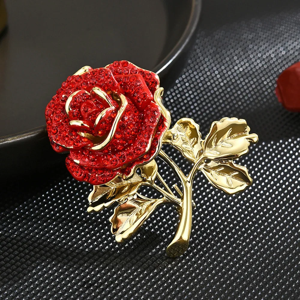 Rhinestone Red Rose Brooch for Women Luxury Design Brooches Wedding Dress Accessories Jewelry Women‘s Corsage Брошь Женская