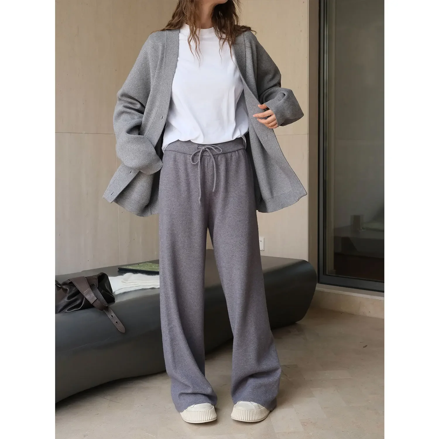 Autumn and winter Korean style lazy straight knitted wide-leg soft and comfortable floor-length trousers for women