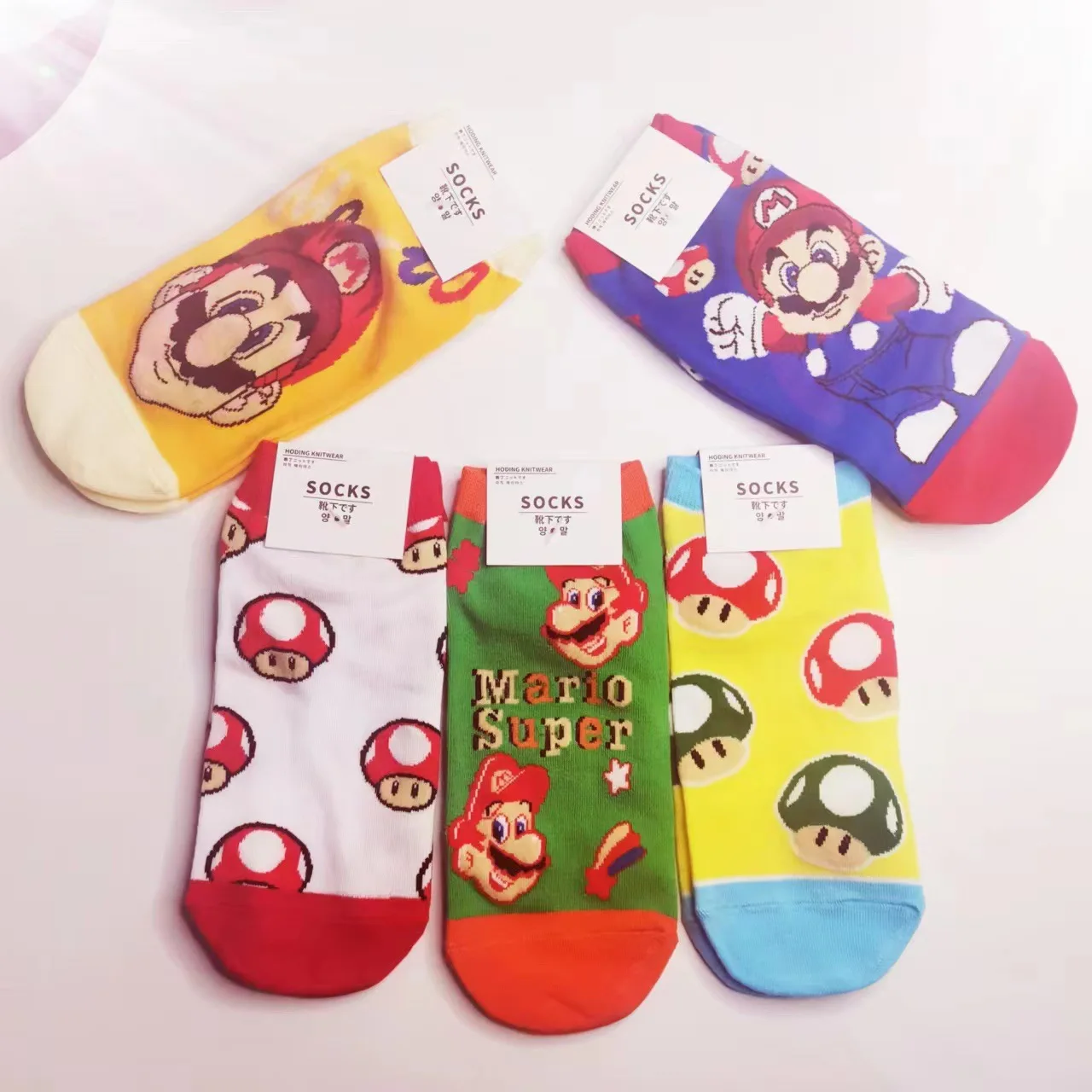 Super Marios Bros nuevo conjunto de calcetines combinación de colores seta de dibujos animados mujeres hombres tobillera calcetín lindo forro escotado calcetines regalo de cumpleaños