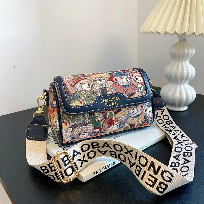 New Trendy Unique Design Cartoon Bear Single Shoulder Bag Chic Crossbody Bag Original Women's Shoulder Bag Purses and Handbags view 3
