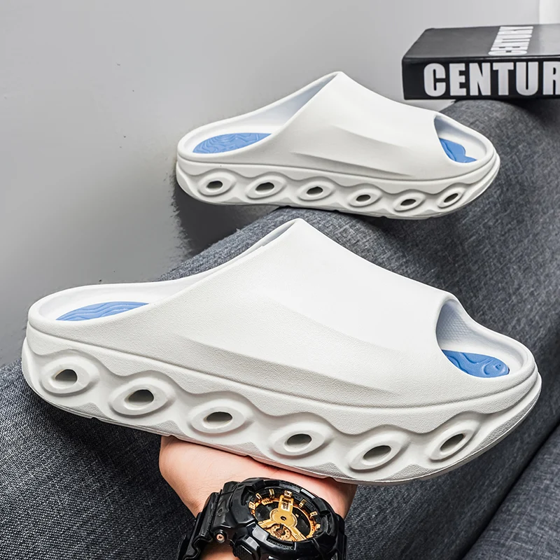 Summer Outdoor Beach Men's Slippers, Thick-Soled Sandals, Beach Outdoor Flip-Flops, Breathable Casual Slippers